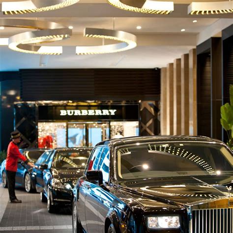 burberry crown opening hours|burberry australia.